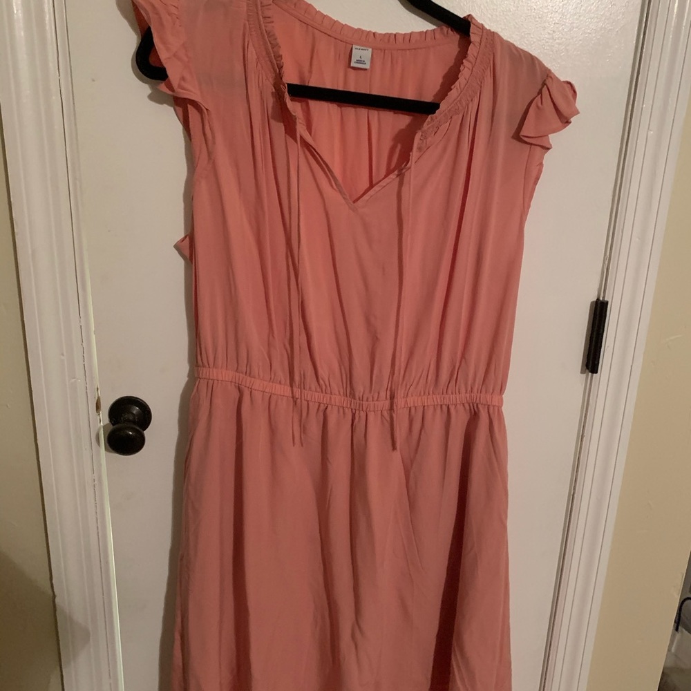 NWOT Women’s Large ruffled sleeve midi dress